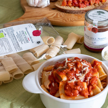 Sugo alla Norma con melanzane fritte - Segreti di Sicilia