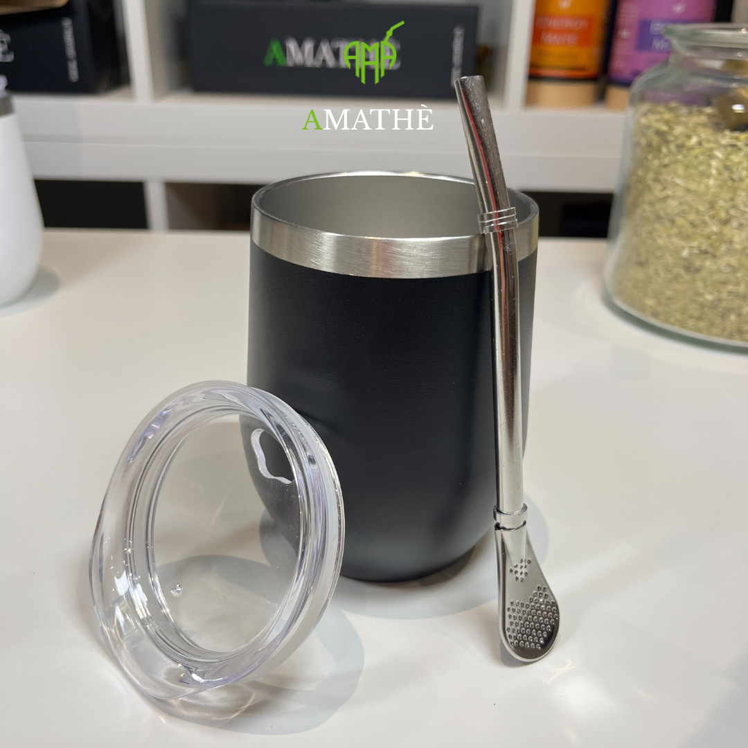 Tazza Nera con Bombilla